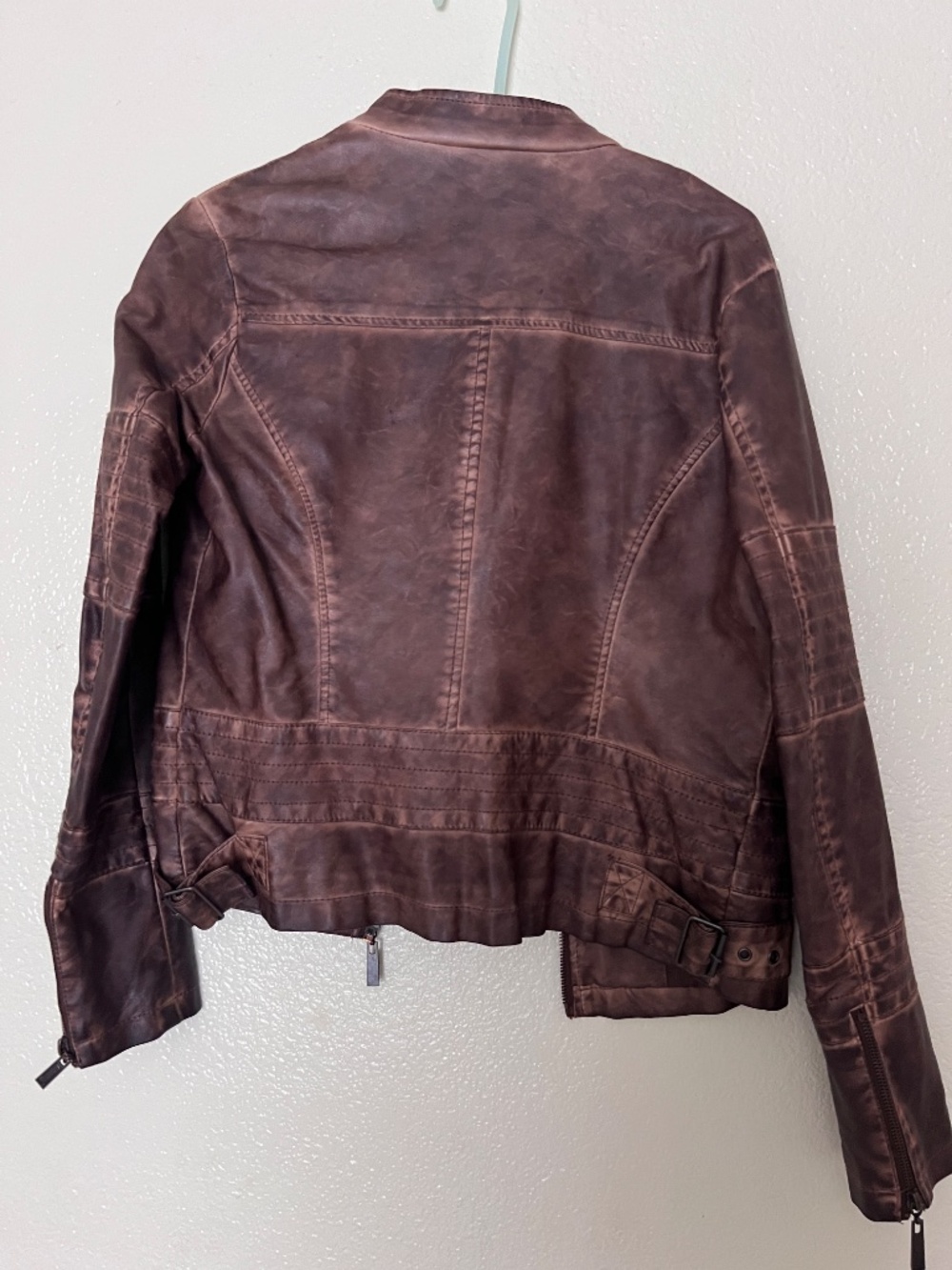 Womens J2 Faux Leather Jacket size Medium. - Picture 2 of 3